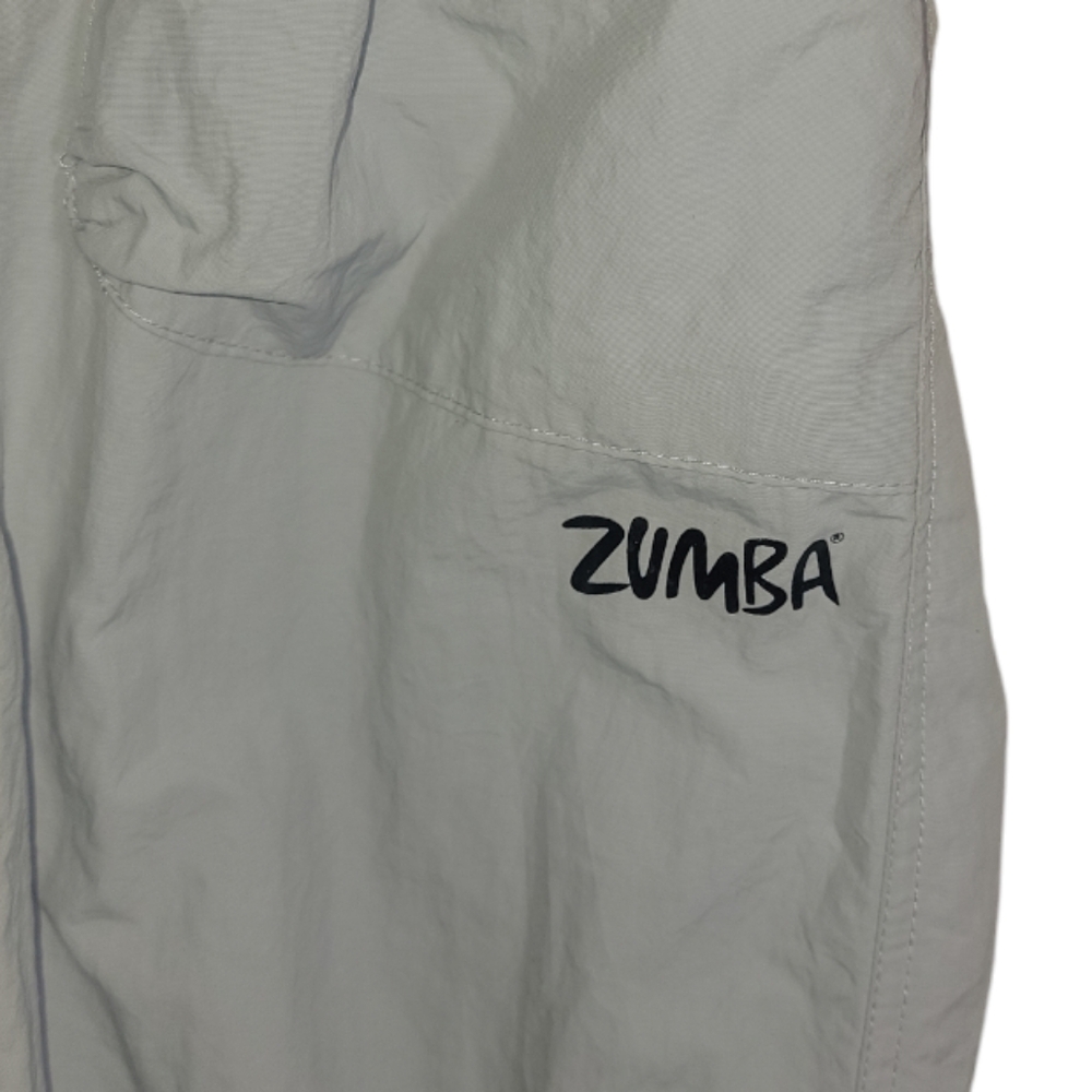 Zumba ultimate orbit cargo capri pants gray black size large - Picture 7 of 10